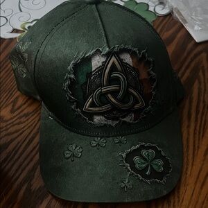 Green Celtic Knot Baseball Cap